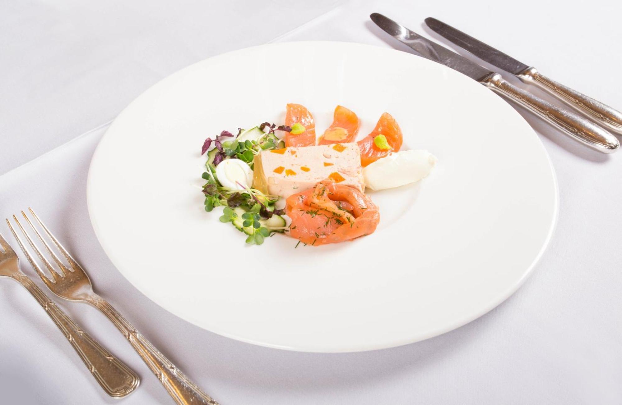Hotel Restaurant Vinothek Lamm บัดแฮร์เรนอัลบ์ ภายนอก รูปภาพ
