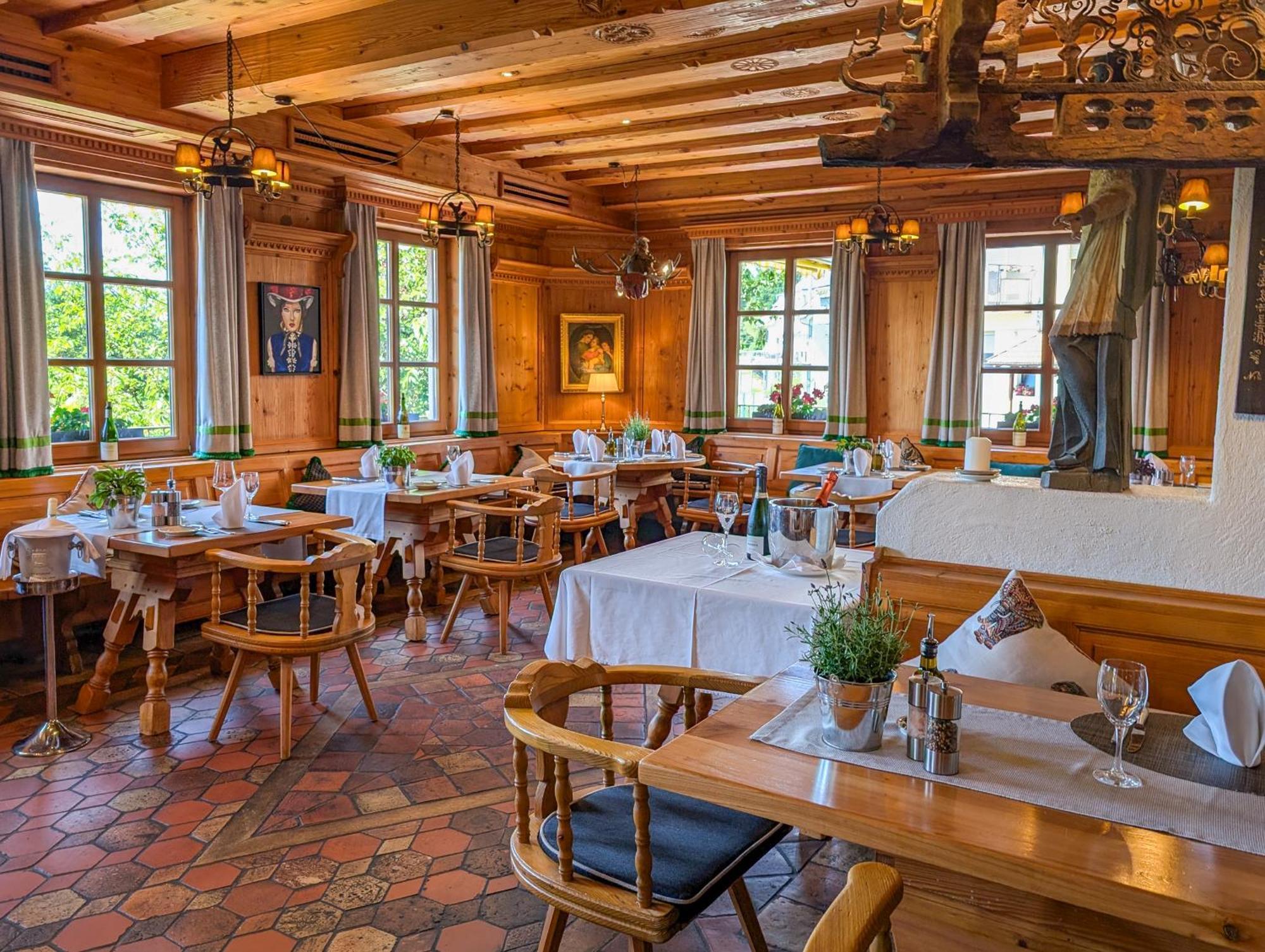 Hotel Restaurant Vinothek Lamm บัดแฮร์เรนอัลบ์ ภายนอก รูปภาพ